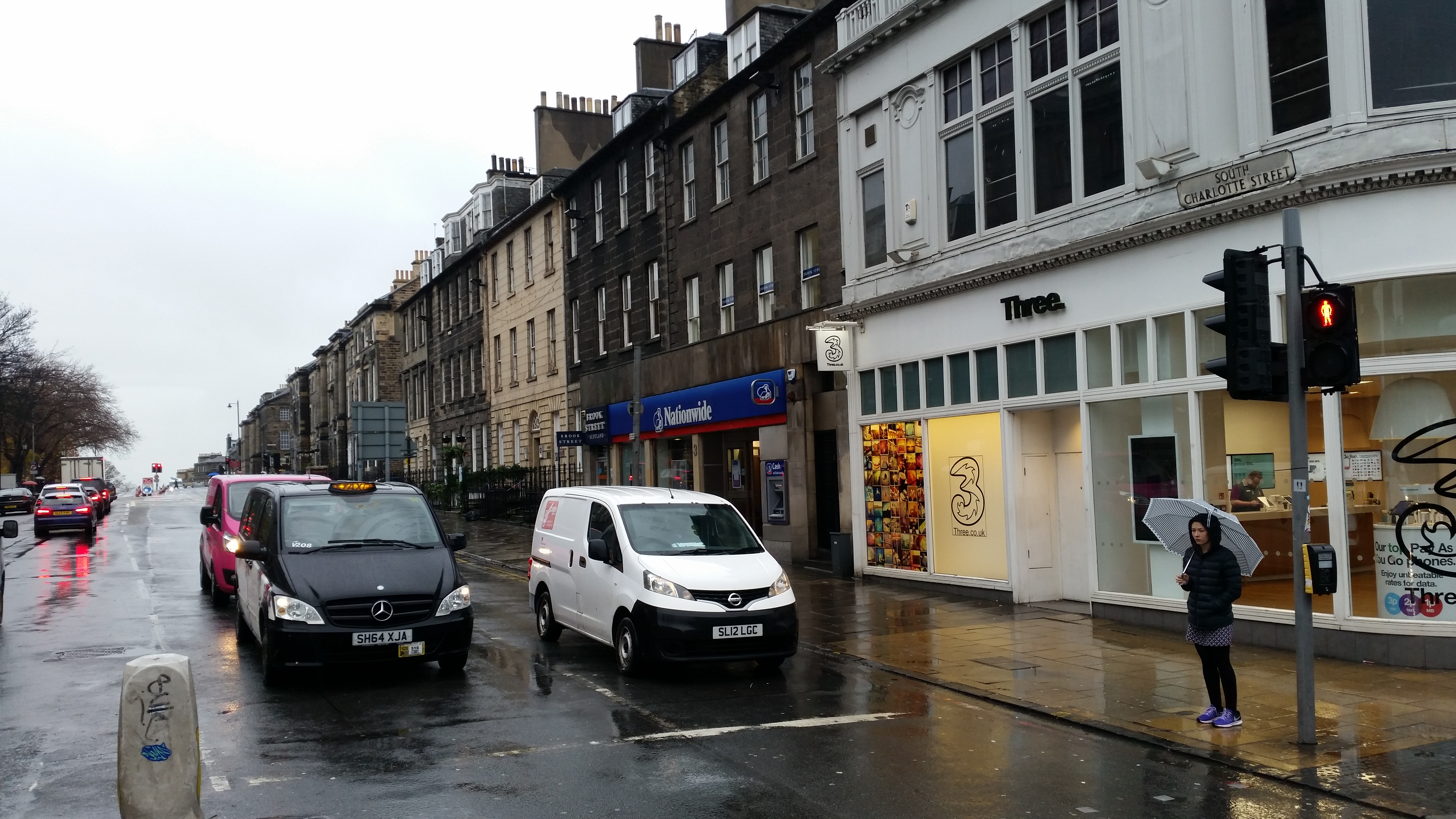 Bus and Tram Priority at Traffic Lights