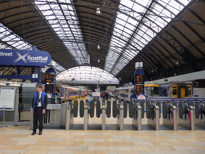 Reform the Pricing of Transport Season Tickets